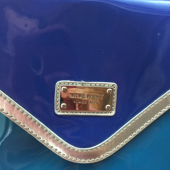 Nine West Envelope Clutch Blue Patton leather - Picture 2 of 4